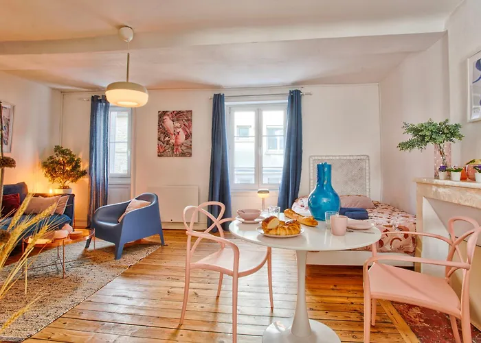 Navyrose - Joli - Centre De Apartmán